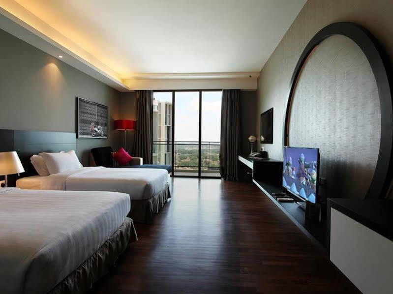 The Shore Hotel & Residences Malacca Eksteriør billede