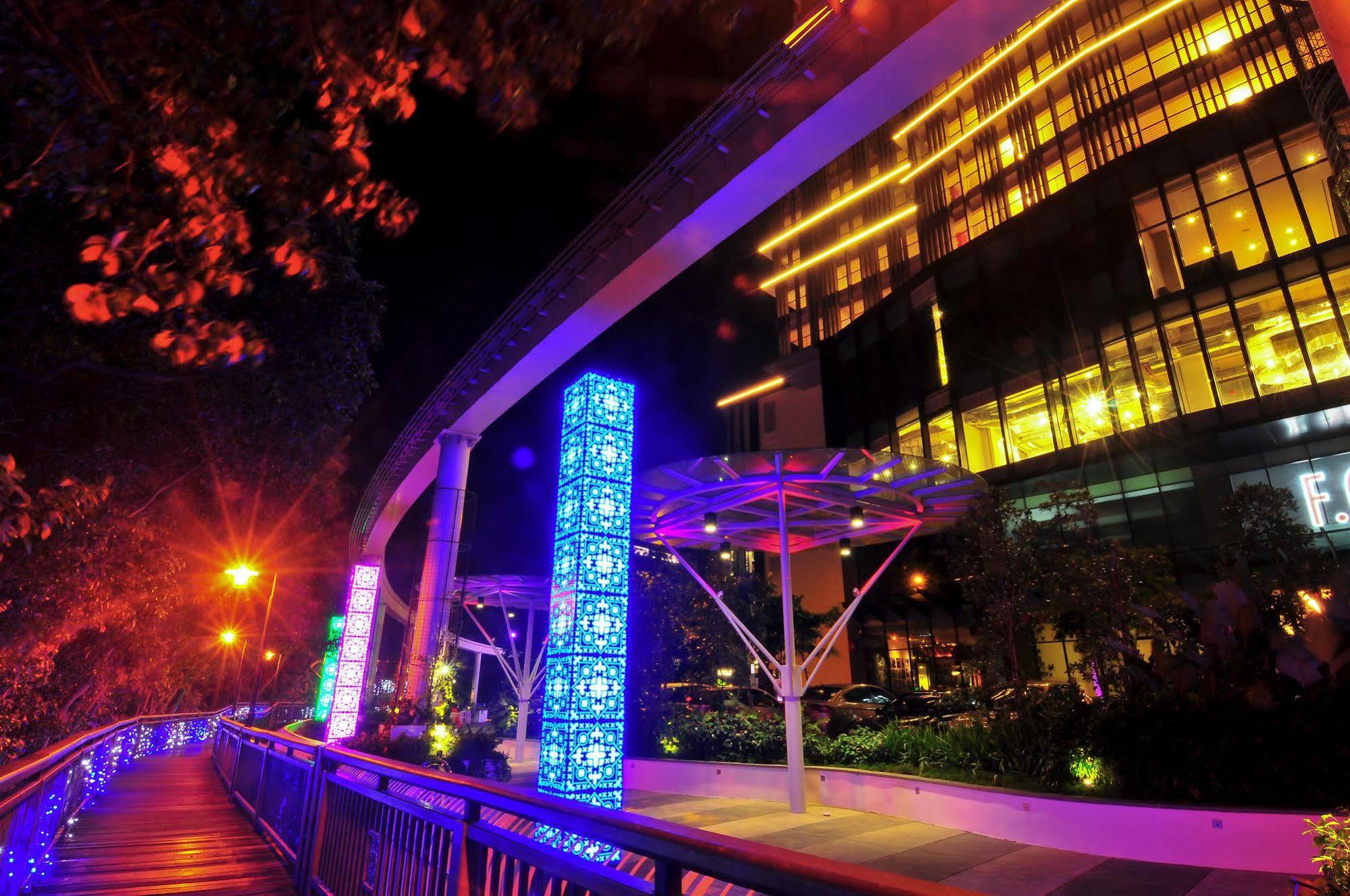 The Shore Hotel & Residences Malacca Eksteriør billede